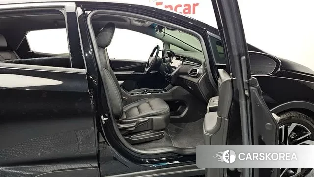 Chevrolet (GM Daewoo) New Bolt EV 2022 Черный из Кореи, фото 2