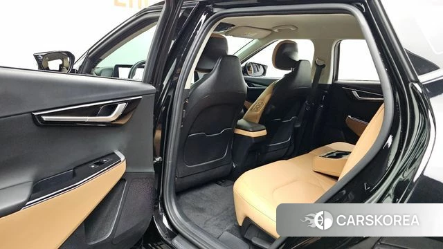 Kia EV6 2023 Черный из Кореи, фото 2