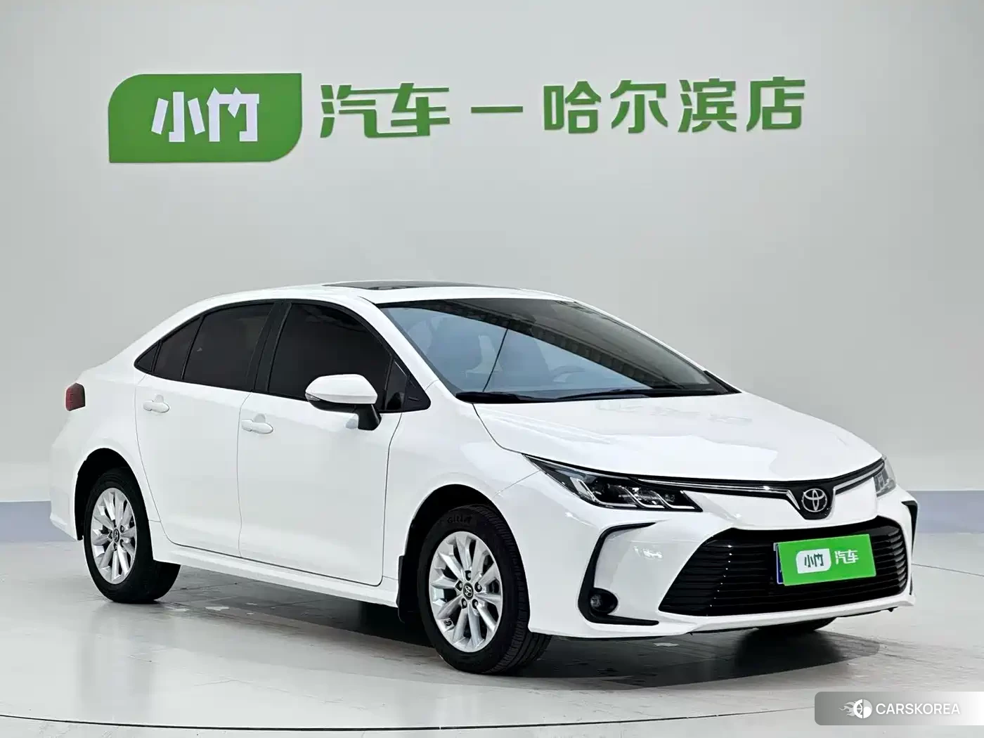 Toyota Corolla 2022 Белый из Китая, фото 2