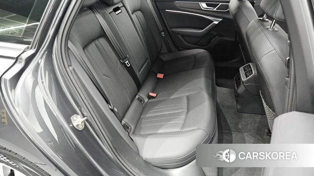 Audi A6 (C8) 2022 Серый из Кореи, фото 2