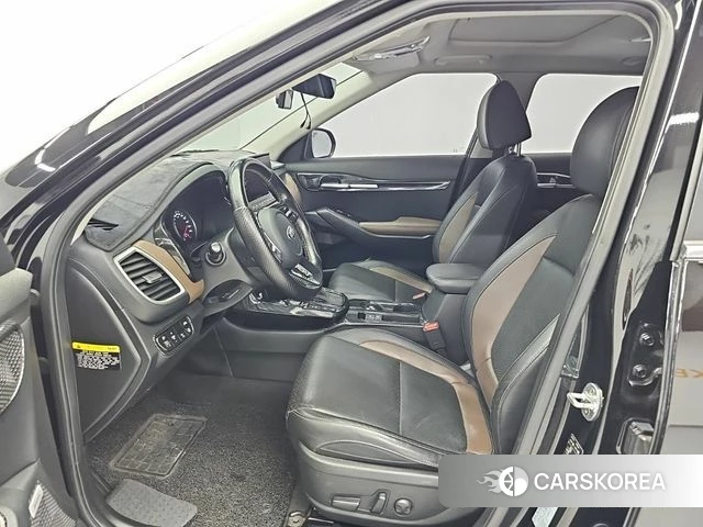 Kia Seltos 2019 Черный из Кореи, фото 2
