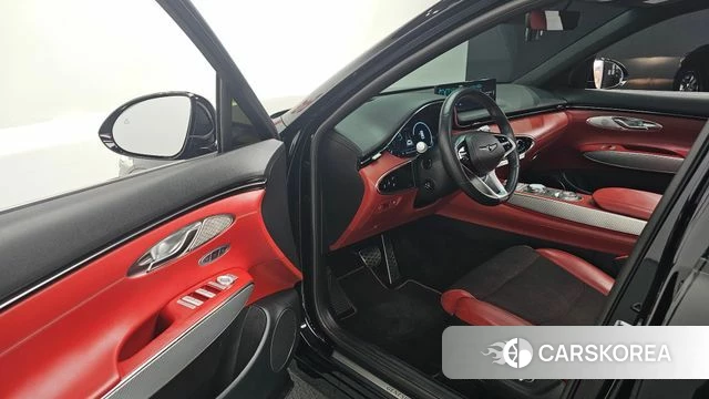 Genesis GV70 2021 Черный из Кореи, фото 2