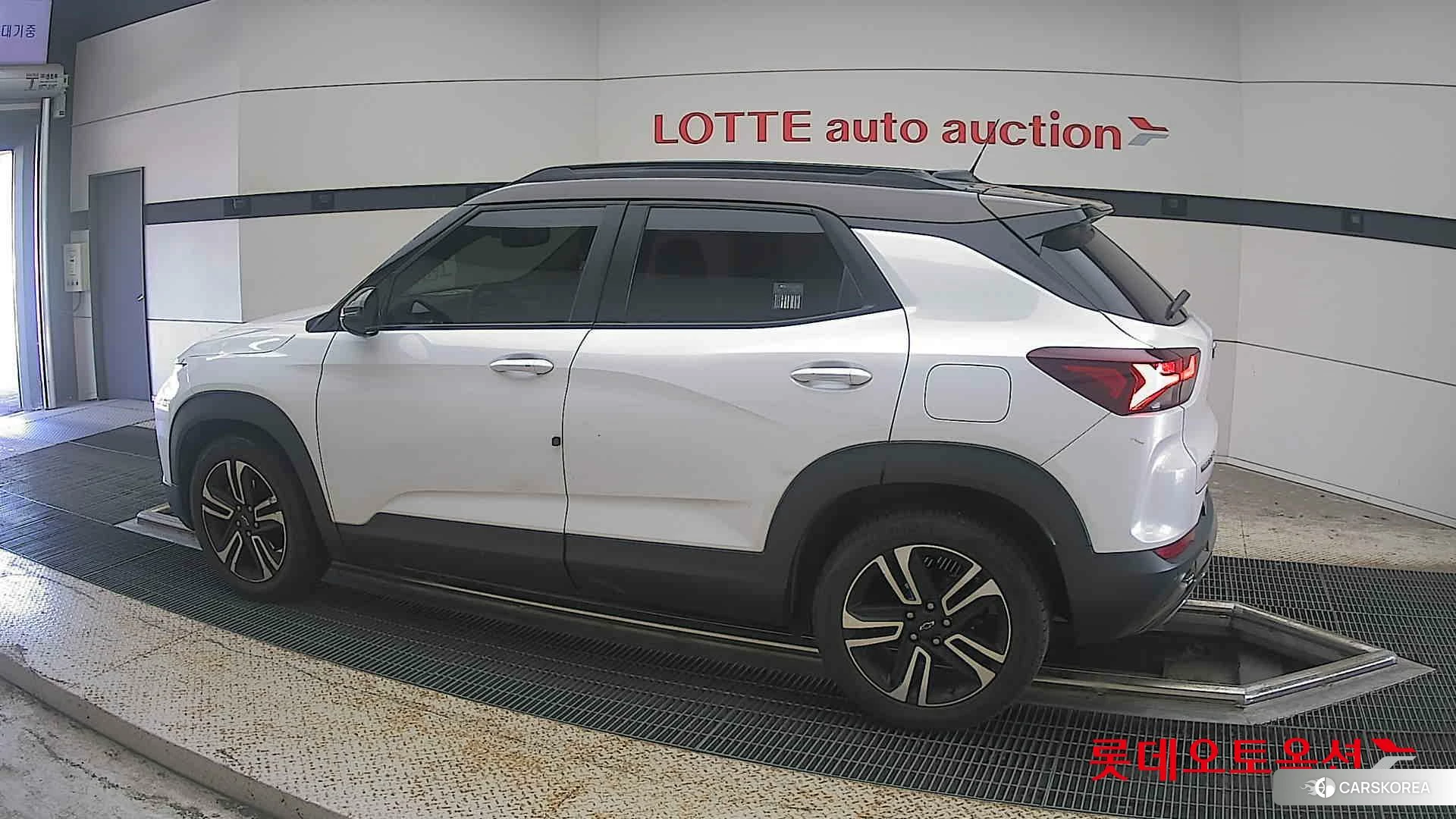 Korea G M TrailBlazer 1.35 Turbo FWD 2022 Белый из Кореи, фото 2