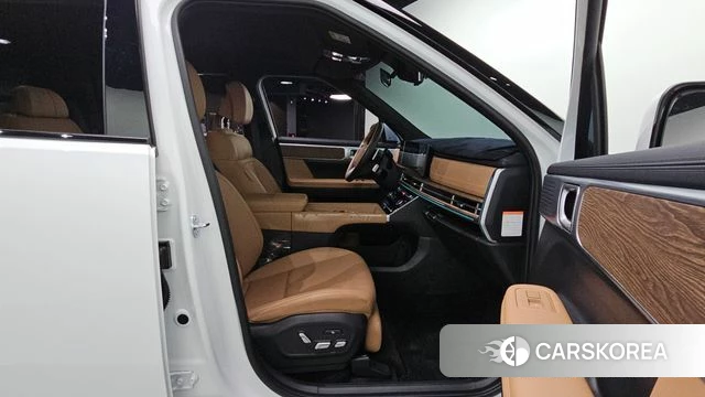 Hyundai Santa Fe (MX5) 2025 Белый из Кореи, фото 2