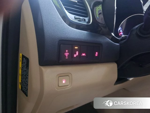 Kia The New Carnival 2019 Белый из Кореи, фото 2