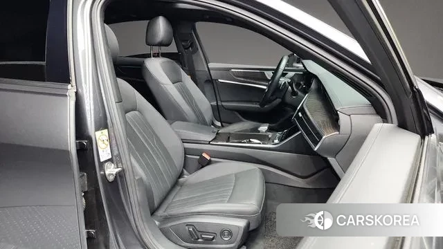 Audi A6 (C8) 2022 Серый из Кореи, фото 2