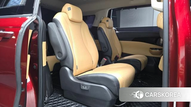 Kia Carnival 4th generation 2021 Красный из Кореи, фото 2