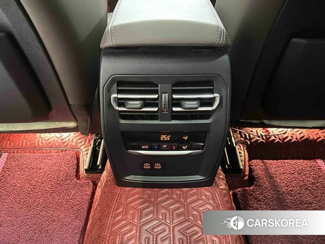 BMW 3 series 2022 Серебристо-серый из Китая, фото 2