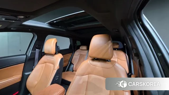 Kia Sportage 5th Generation Hybrid 2022 Черный из Кореи, фото 2