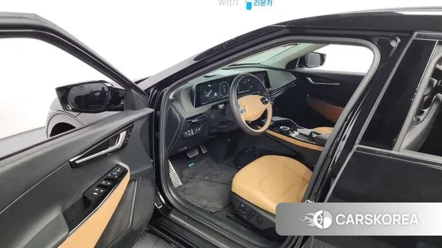 Kia EV6 2022 Черный из Кореи, фото 2