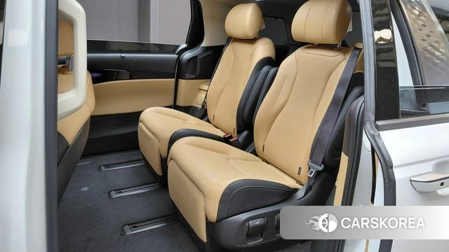 Kia Carnival 4th generation 2023 Белый из Кореи, фото 2
