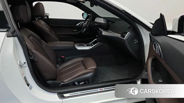 BMW 4 Series (G22) 2023 Белый из Кореи, фото 2