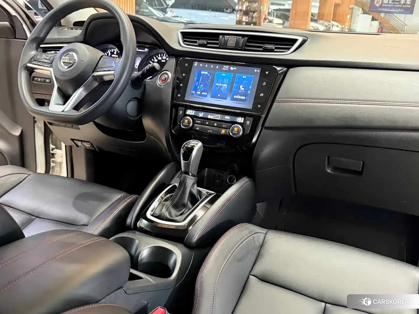 Nissan Qashqai 2022 Белый из Китая, фото 2