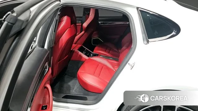 Porsche Panamera (971) 2021 Белый из Кореи, фото 2