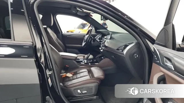 BMW X4 (G02) 2021 Черный из Кореи, фото 2