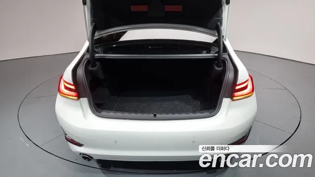 BMW 3 Series (G20) id 2699641 из Кореи 2