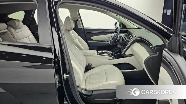 Hyundai Tucson (NX4) 2021 Черный из Кореи, фото 2