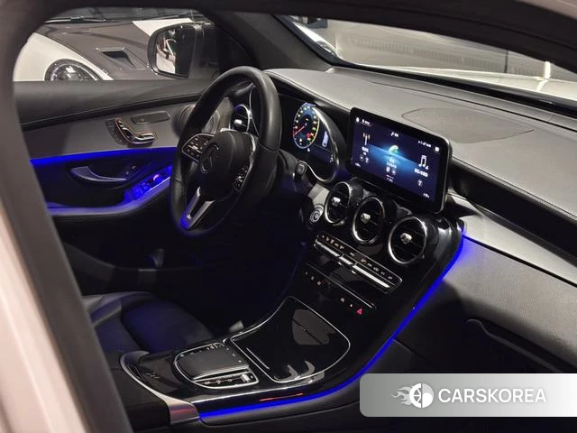 Mercedes-Benz GLC Coupe 2021 Белый из Китая, фото 2