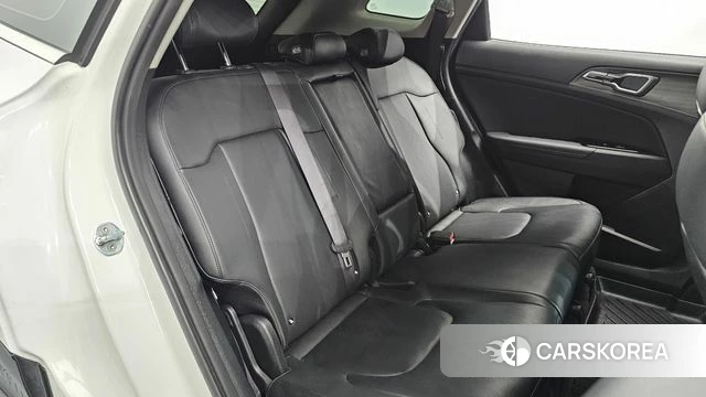Kia Sportage 5th Generation 2022 Белый из Кореи, фото 2