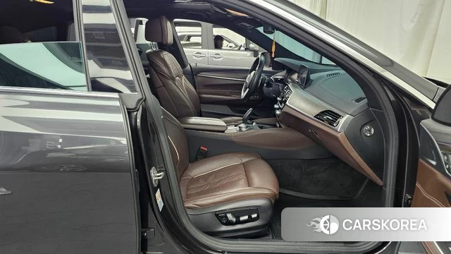 BMW 6 Series GT (G32) 2020 Серый из Кореи, фото 2