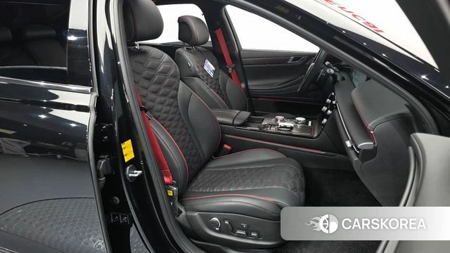 Genesis G80 (RG3) 2024 Черный из Кореи, фото 2