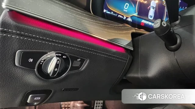 Mercedes-Benz AMG GT 2023 Белый из Кореи, фото 2