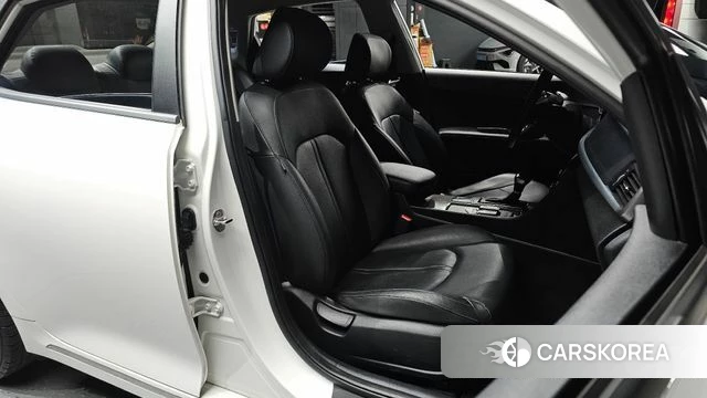 Kia The New K5 2nd generation 2019 Белый из Кореи, фото 2