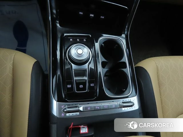 Kia Carnival 4th generation 2023 Черный из Кореи, фото 2