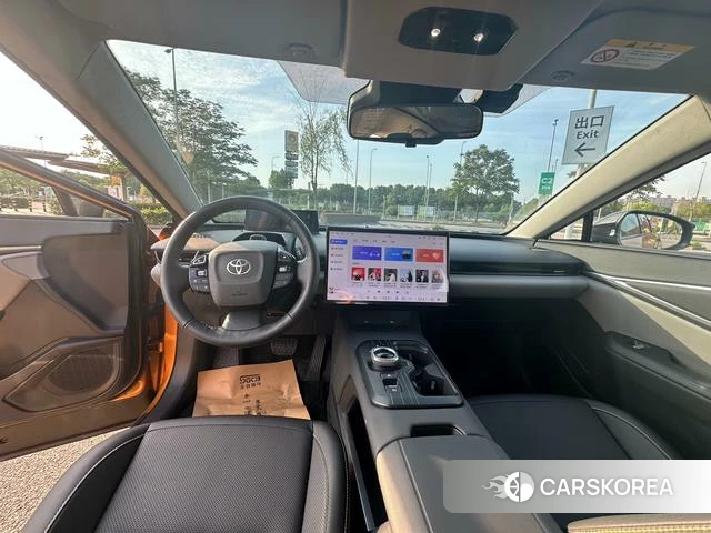 Toyota bZ5 2025 Желтый из Китая, фото 2