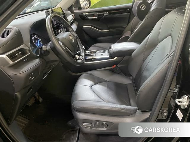 Toyota Highlander 2023 Черный из Китая, фото 2