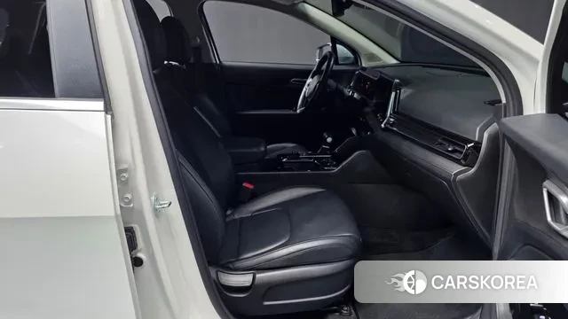 Kia Sportage 5th Generation 2023 Белый из Кореи, фото 2