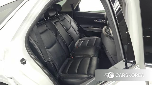 Genesis GV70 2021 Белый из Кореи, фото 2