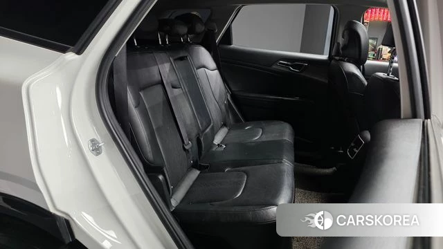 Kia Sportage 5th Generation Hybrid 2021 Белый из Кореи, фото 2