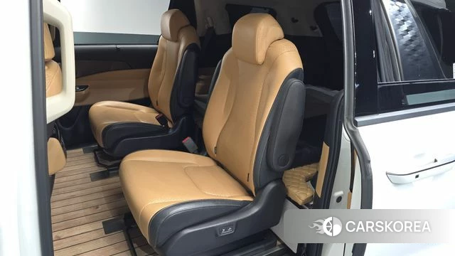 Kia Carnival 4th generation 2023 Белый из Кореи, фото 2