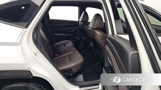 Hyundai The New Tucson (NX4) 2024 Белый из Кореи, фото 2