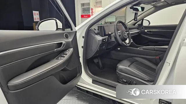 Hyundai Sonata D Edge (DN8) 2024 Белый из Кореи, фото 2