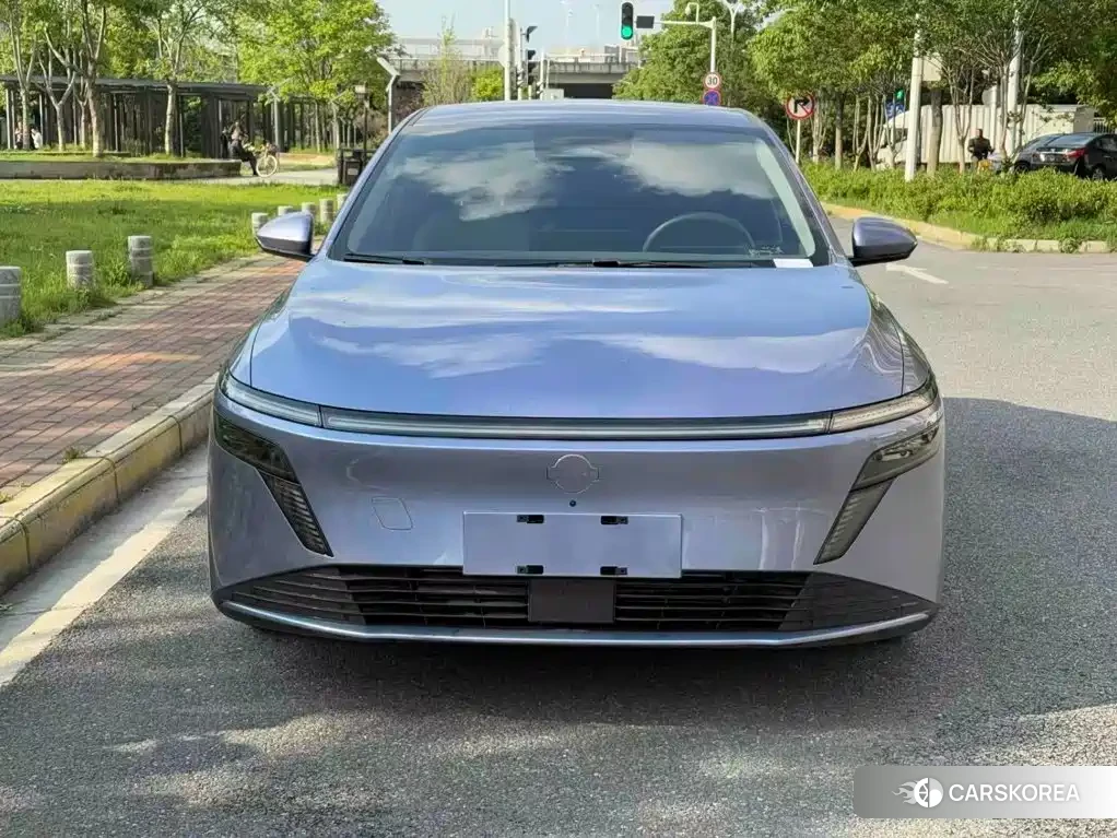 Nissan N6 2025 Синий из Китая, фото 2