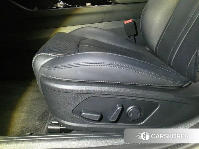 Kia K5 3rd generation 2023 Белый из Кореи, фото 2