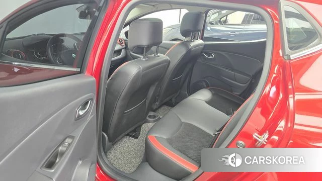 Renault Korea (Samsung) Clio 2019 Красный из Кореи, фото 2