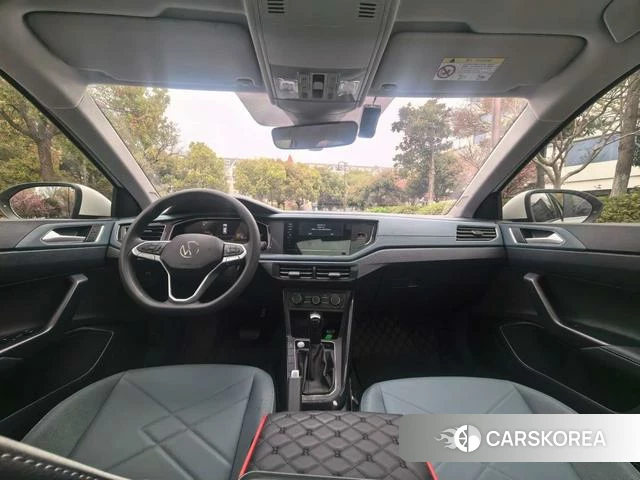 Volkswagen Lavida 2024 Белый из Китая, фото 2