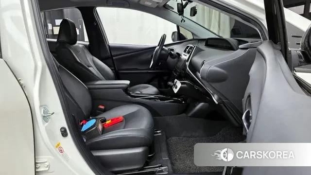 Toyota Prius Prime 2018 Белый из Кореи, фото 2