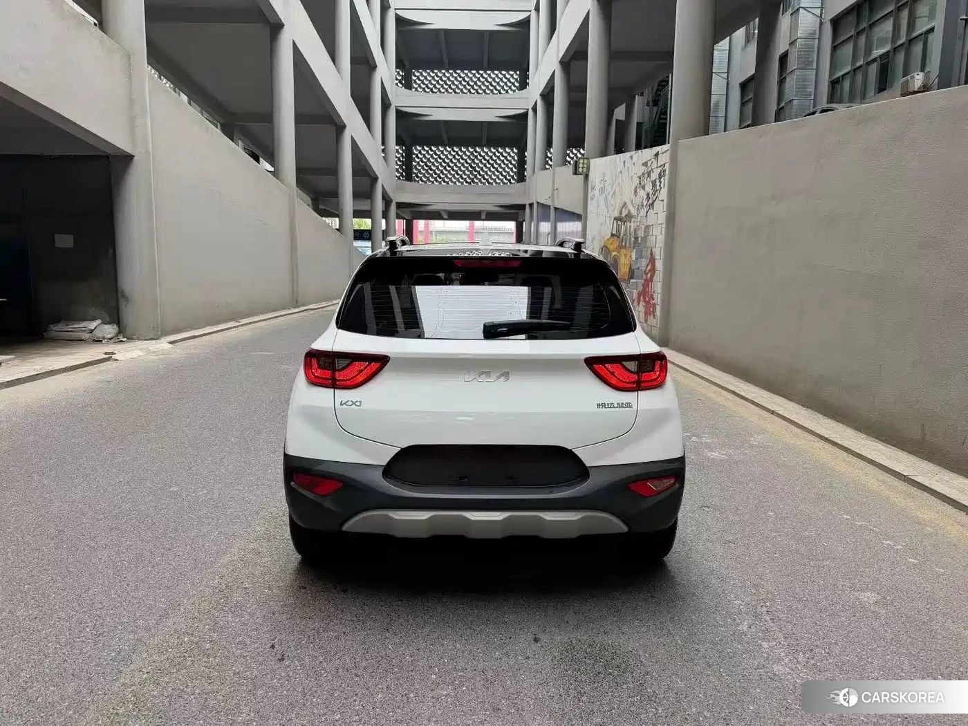 Kia KX1 2023 Белый из Китая, фото 2