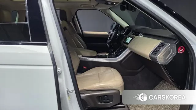 Land Rover Range Rover Sport 2nd Generation 2018 Белый из Кореи, фото 2