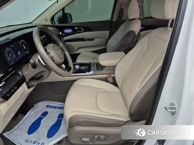 Kia Carnival 4th generation 2023 Белый из Кореи, фото 2