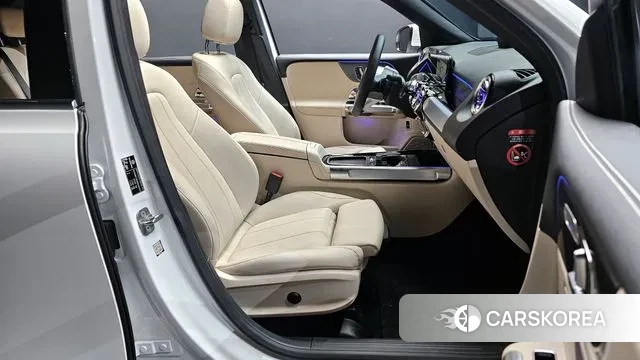 Mercedes-Benz GLB-Class X247 2024 Белый из Кореи, фото 2