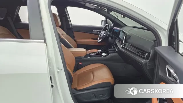 Kia Sportage 5th Generation 2023 Белый из Кореи, фото 2