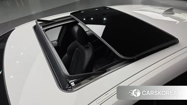 BMW 1 Series (F40) 2022 Белый из Кореи, фото 2