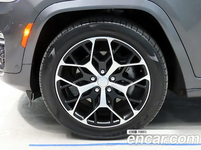 Jeep Grand Cherokee (WL) id 2533469 из Кореи 2