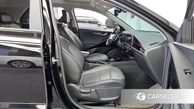 Kia Di Ol Nu Niro 2022 Черный из Кореи, фото 2