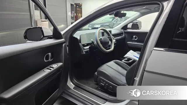 Hyundai Ionic 5 2021 Серебристо-серый из Кореи, фото 2